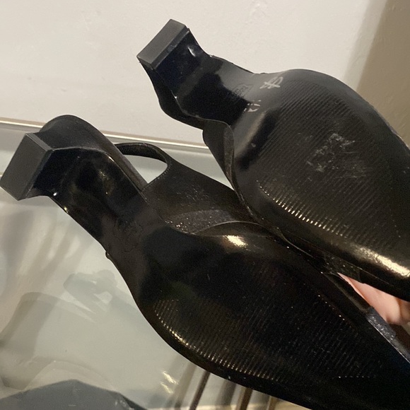 Easy Street Alive 5 black strappy slingback sandals, size 6M. - Picture 7 of 12